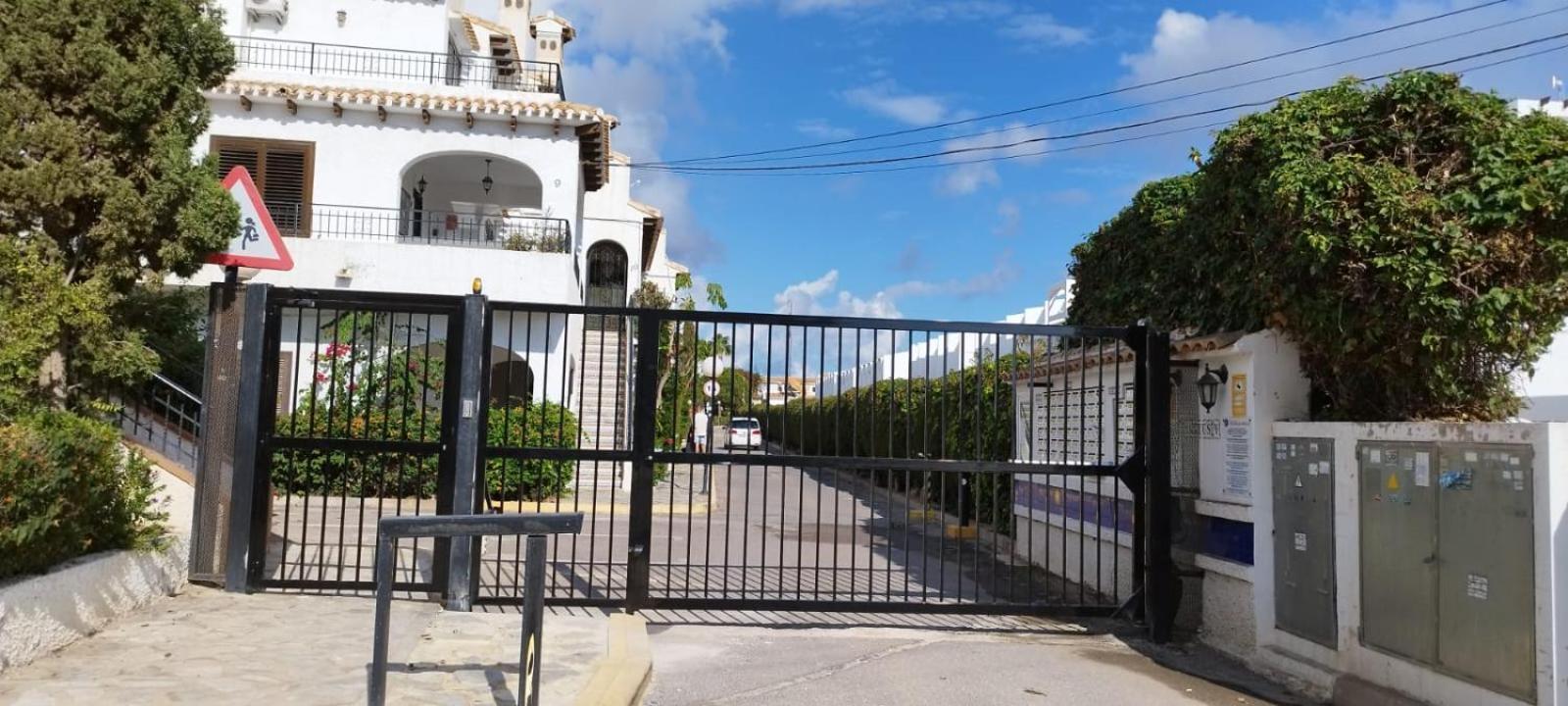 Casa Billarose - Lovely House Overlooking Pool & Walking Distance To The Beach And Restaurants Cabo Roig Zewnętrze zdjęcie