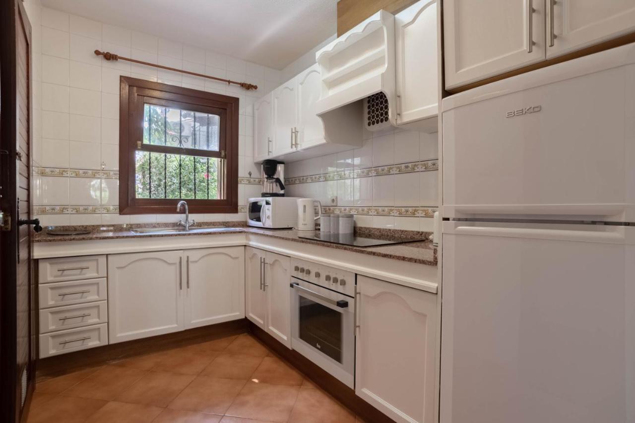 Casa Billarose - Lovely House Overlooking Pool & Walking Distance To The Beach And Restaurants Cabo Roig Zewnętrze zdjęcie