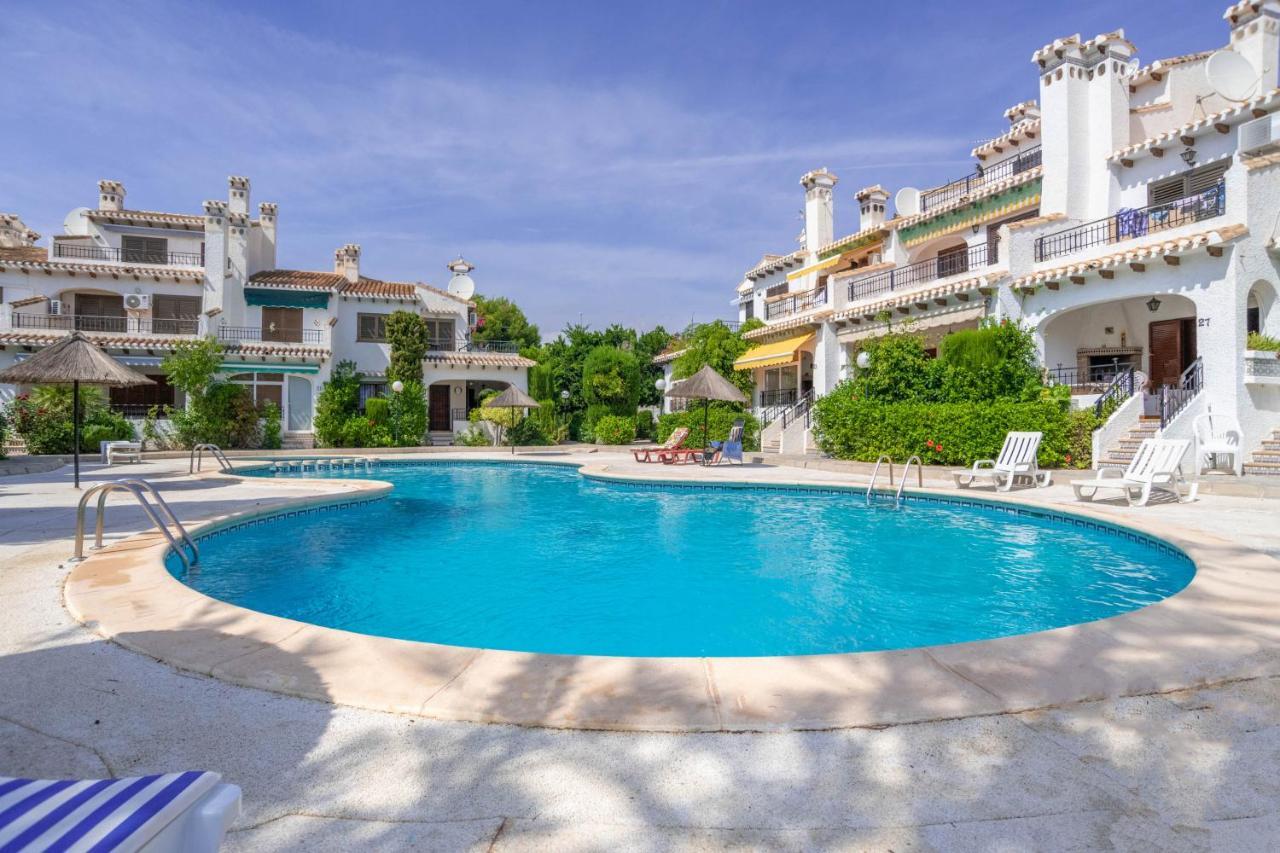 Casa Billarose - Lovely House Overlooking Pool & Walking Distance To The Beach And Restaurants Cabo Roig Zewnętrze zdjęcie